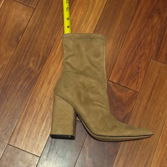 Marc Fisher LTD Suede Larry Pointed Toe Boots - Picture 8 of 8